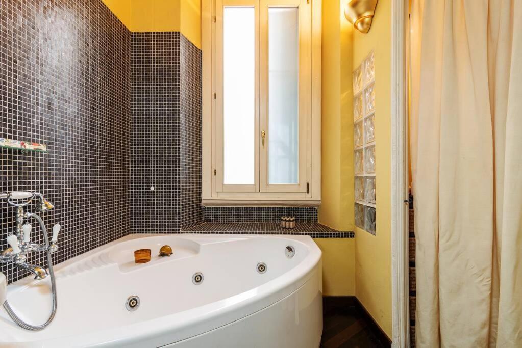 Maggio Flexyrent A.C. - Wifi Lägenhet Milano Exteriör bild